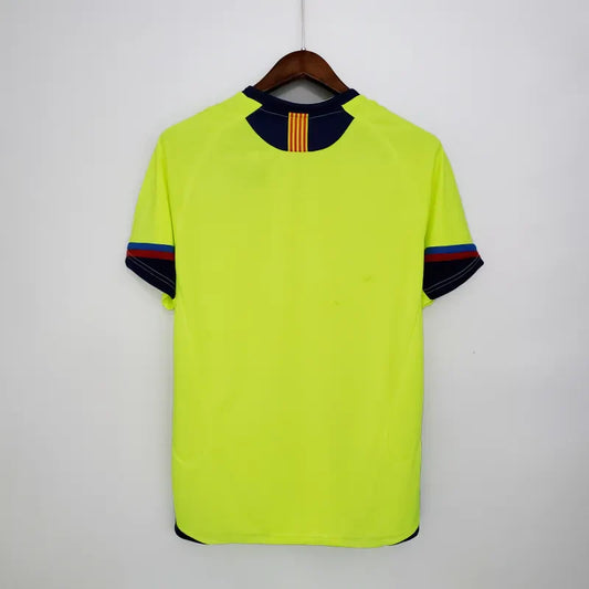 FC Barcelona Retro Away Kit 2005/06