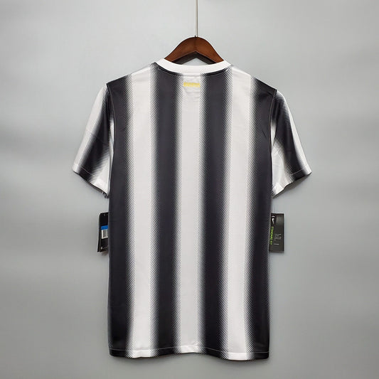 Juventus 2010/2011 Home Retro Kit