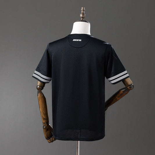 Juventus 2012/2013 Away Retro Kit