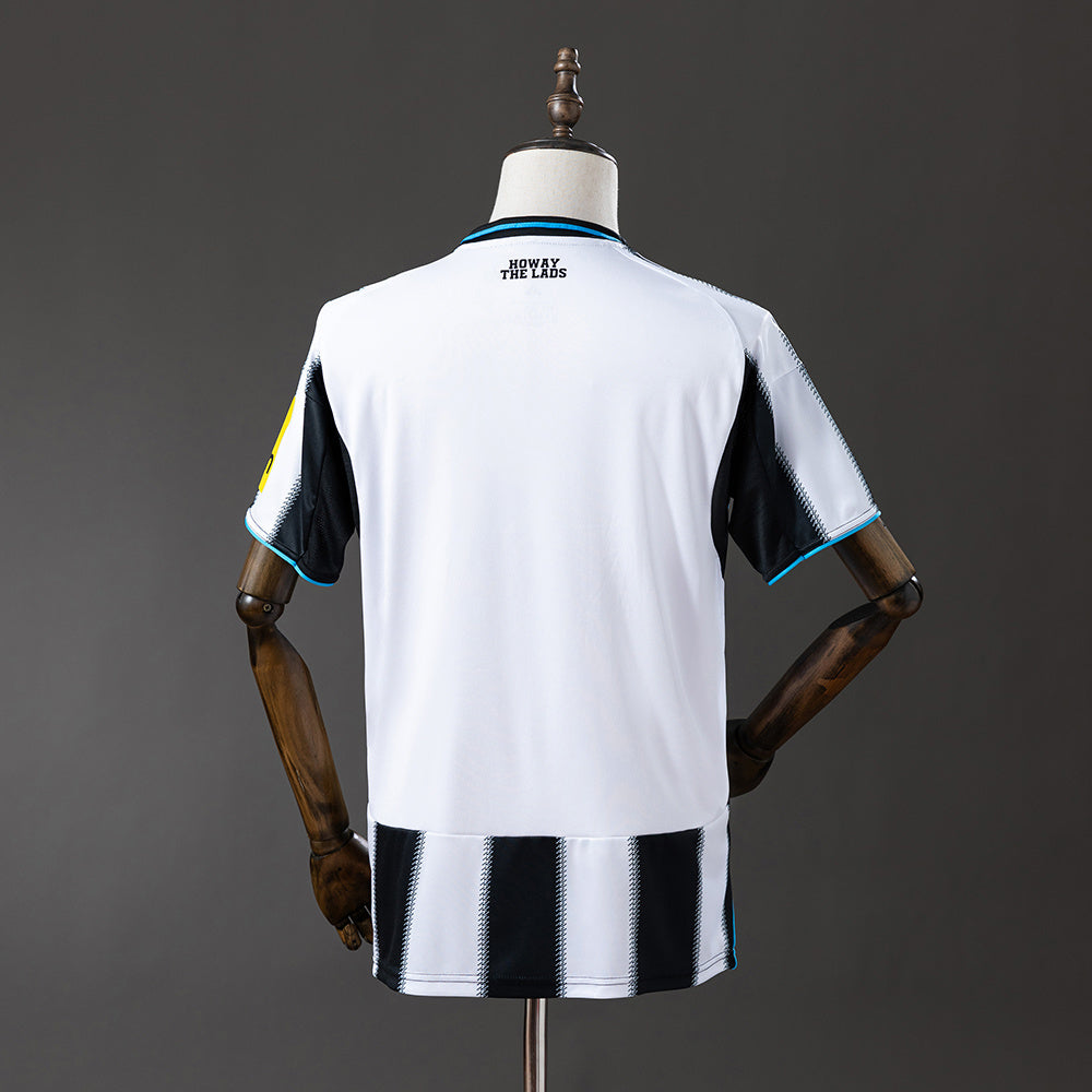 Newcastle United Home Replica Kit 2025/26