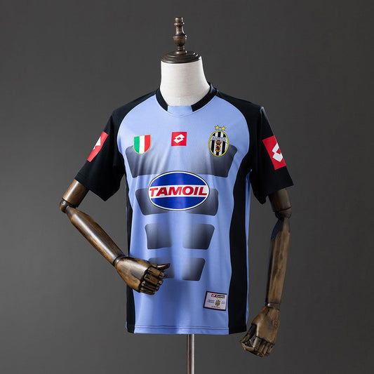 Juventus 2002/2003 Goalkeeper Retro Kit
