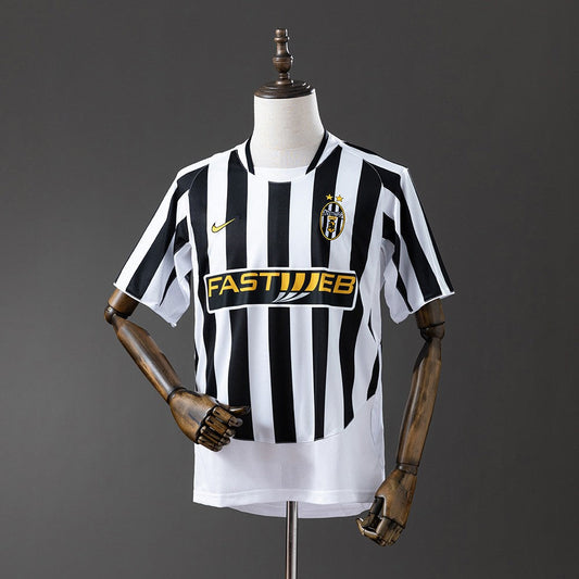 Juventus 2003/2004 Home Retro Kit