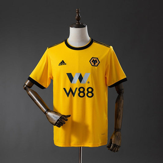 Wolverhampton Wanderers 2018/19 Home Retro Kit front view